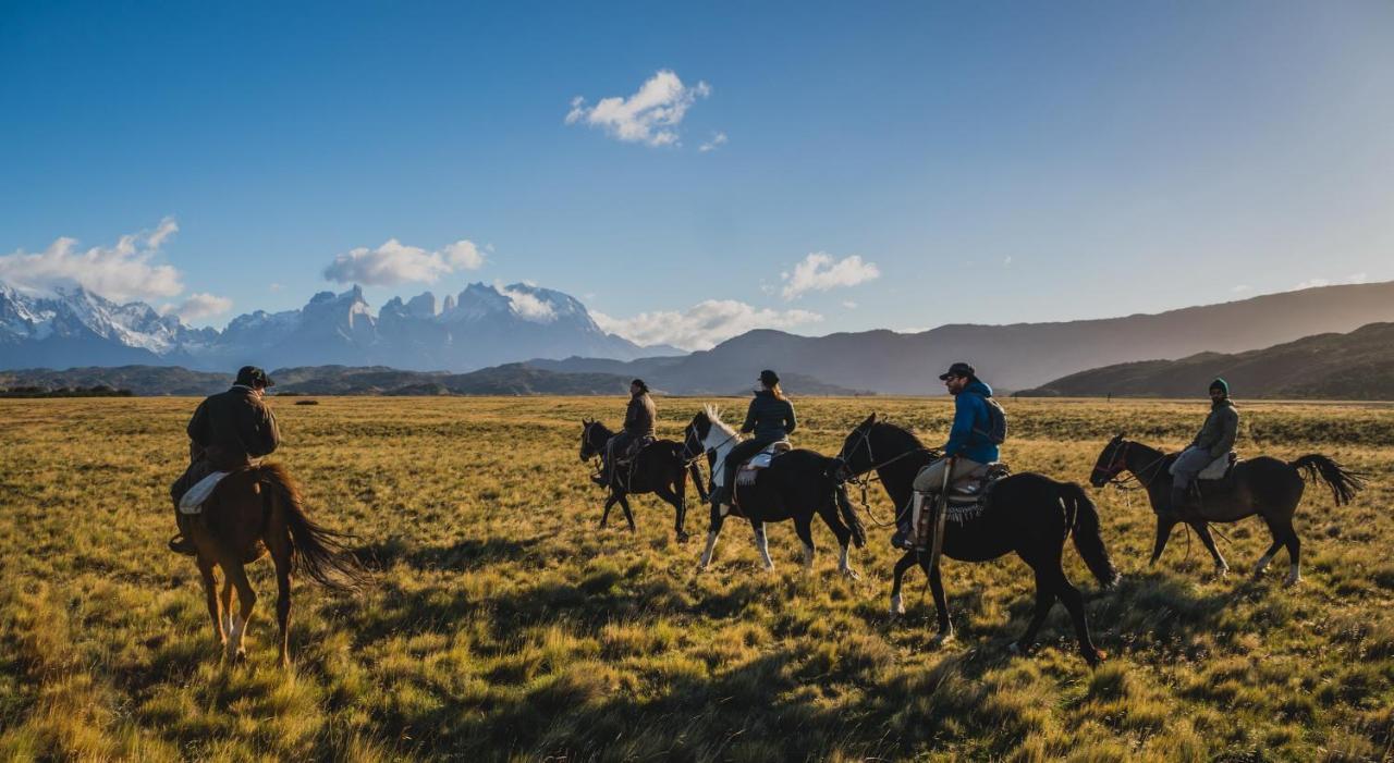 Rio Serrano Hotel + Spa Torres del Paine National Park Екстер'єр фото