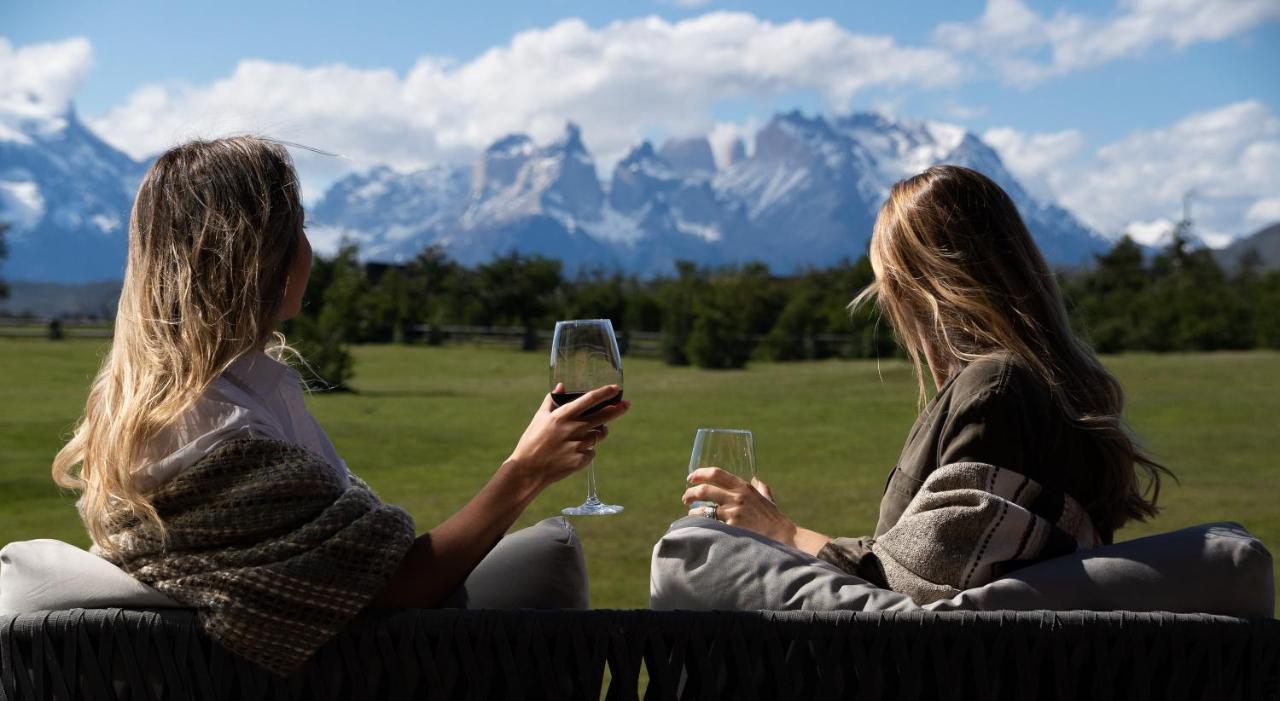 Rio Serrano Hotel + Spa Torres del Paine National Park Екстер'єр фото